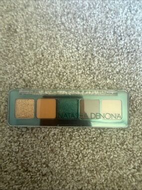 Natasha Denona mini metropolis Eyeshadow Palette — Green, Gold & Neutral Shades